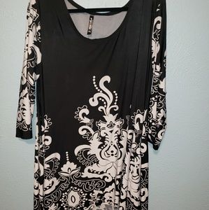 Black and white tunic